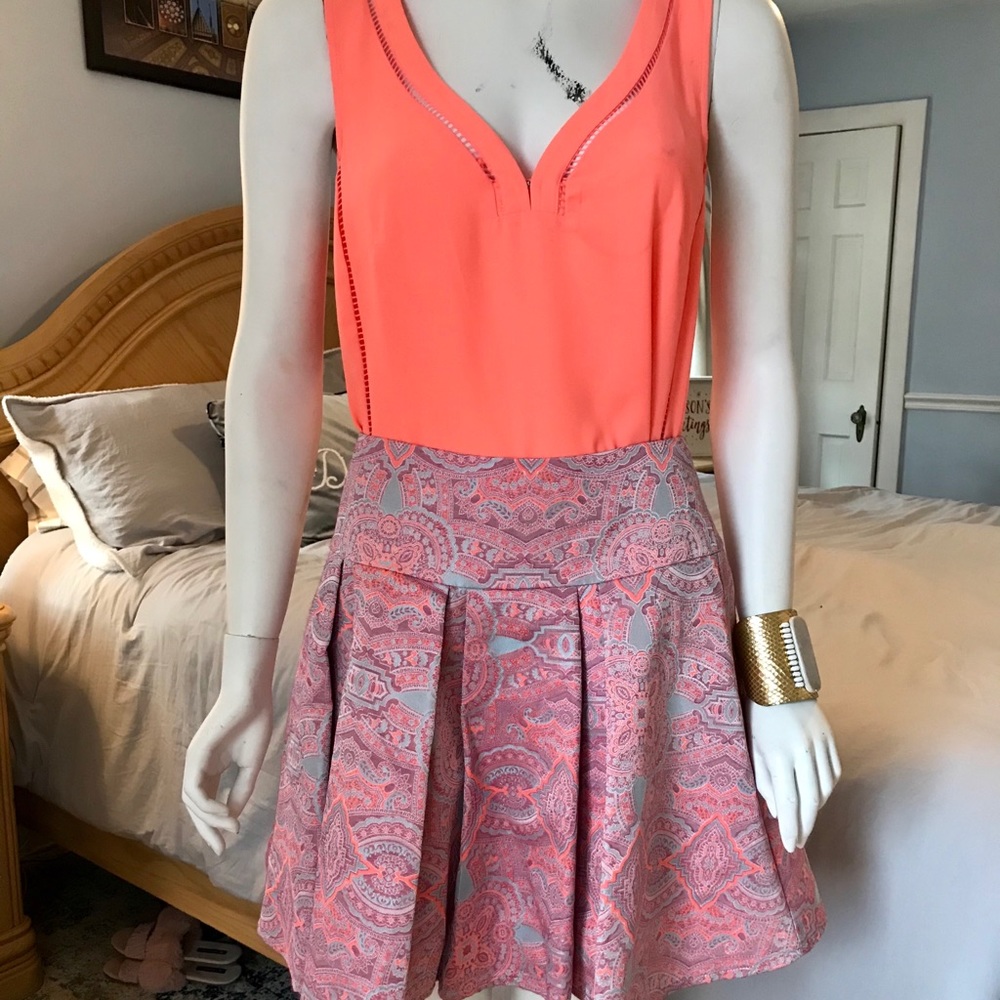 Nanette Lepore Tiki Top Madison Ave Boutique - Picture 4 of 13